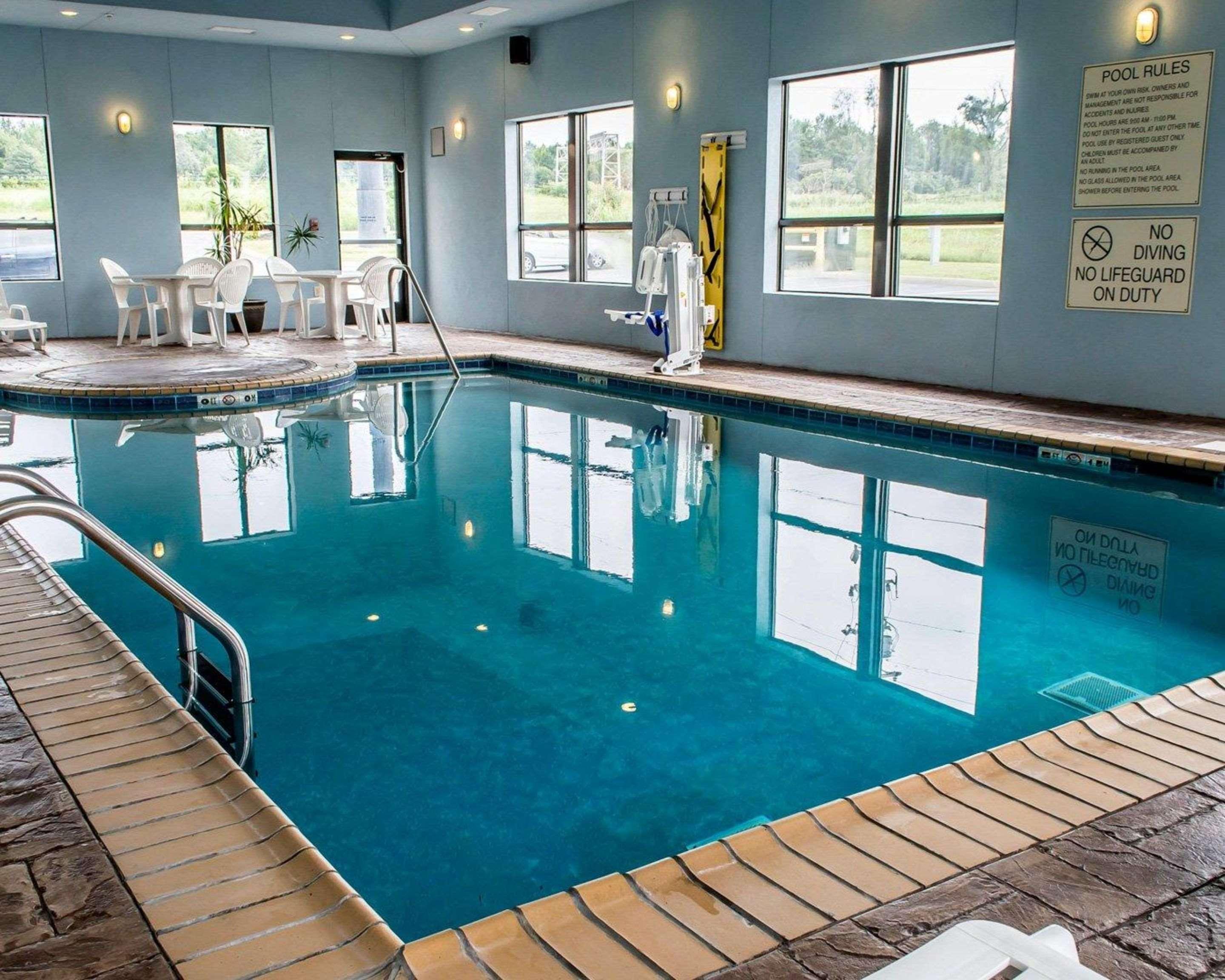 Comfort Inn & Suites Franklin East Екстер'єр фото