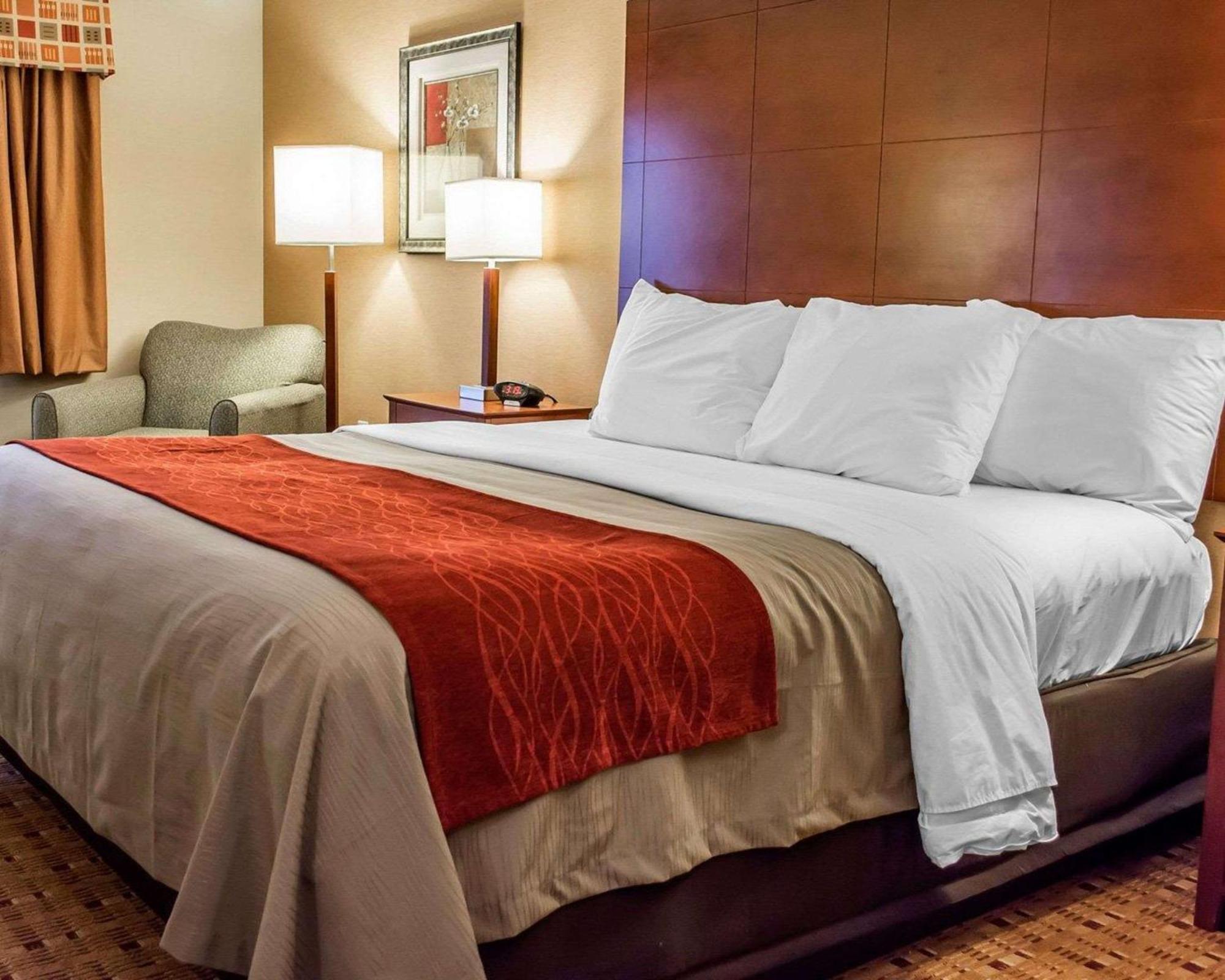 Comfort Inn & Suites Franklin East Екстер'єр фото