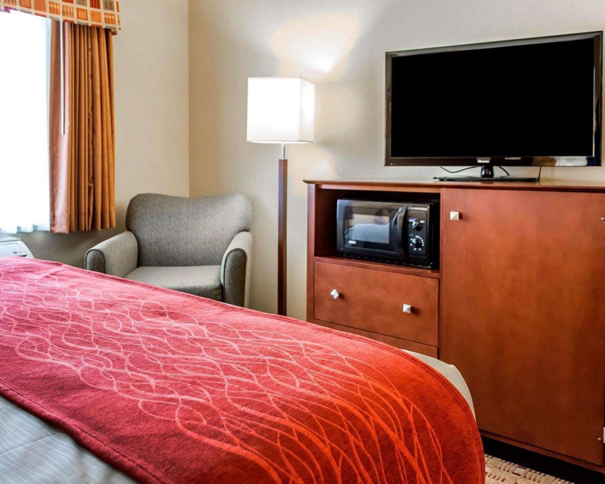 Comfort Inn & Suites Franklin East Екстер'єр фото