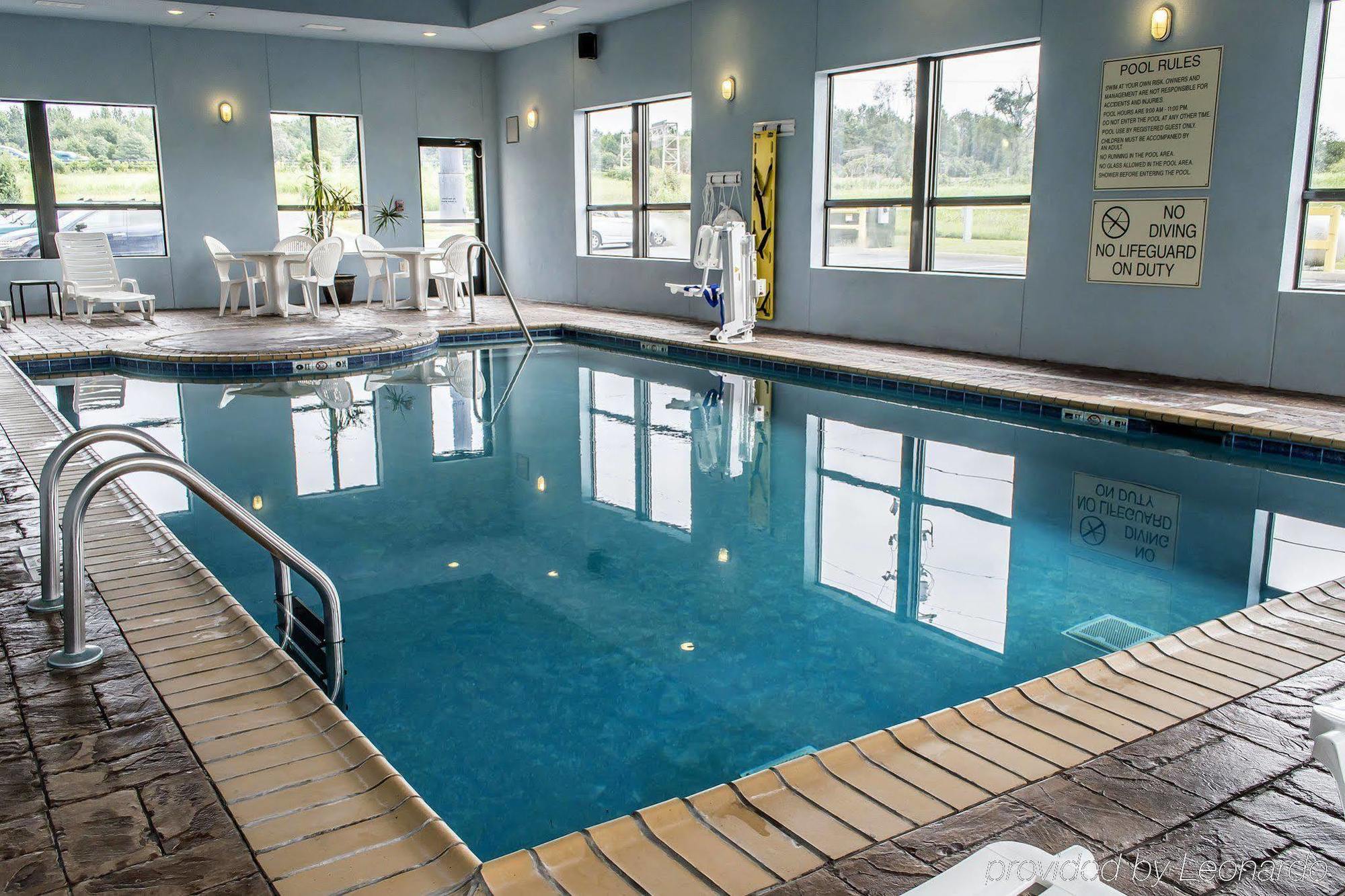 Comfort Inn & Suites Franklin East Екстер'єр фото