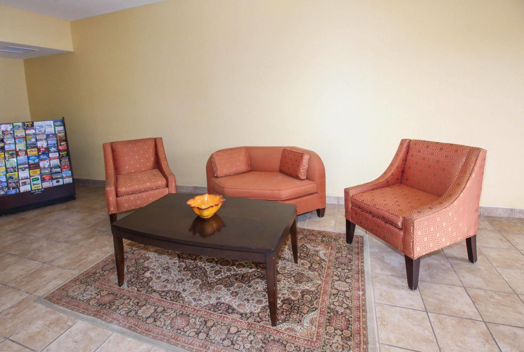 Comfort Inn & Suites Franklin East Екстер'єр фото